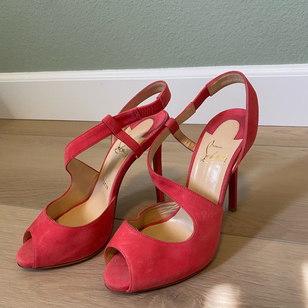 Pink Louboutins!